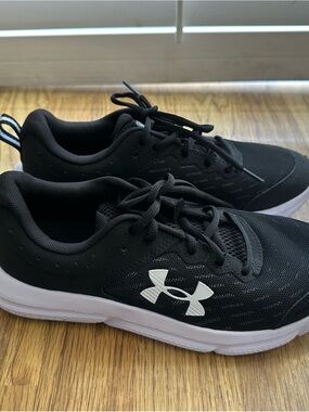 Under Armour Kids Black Sneakers with White Logo